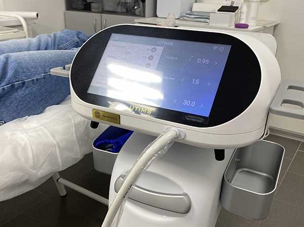 Как проходит SMAS-лифтинг малярных мешков