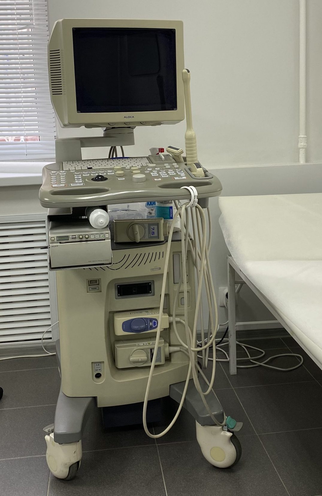 УЗИ-аппарат Aloka IPC-1530 УЗИ-аппарат Aloka IPC-1530