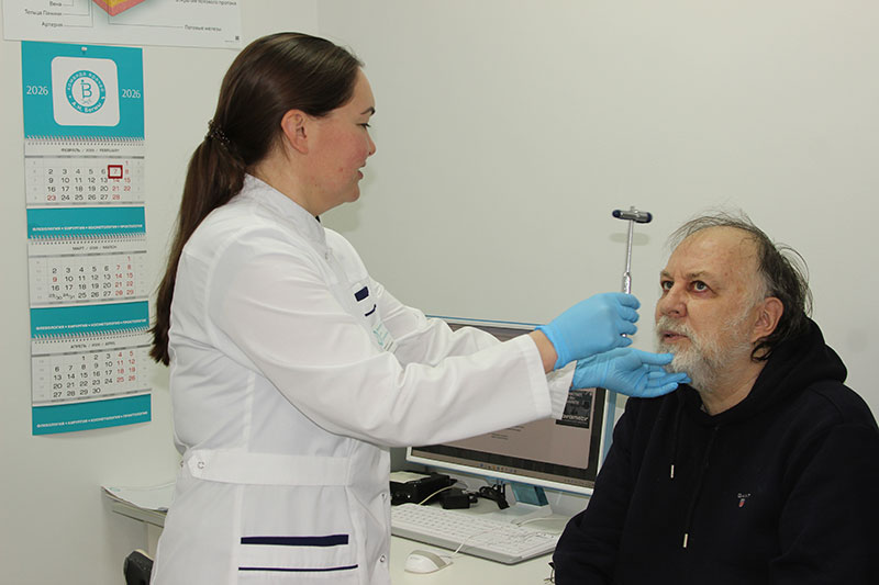 Когда необходимо срочно обратиться к неврологу