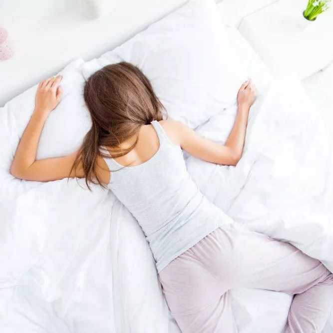 Сон и варикозное расширение вен: борьба с ночной болью